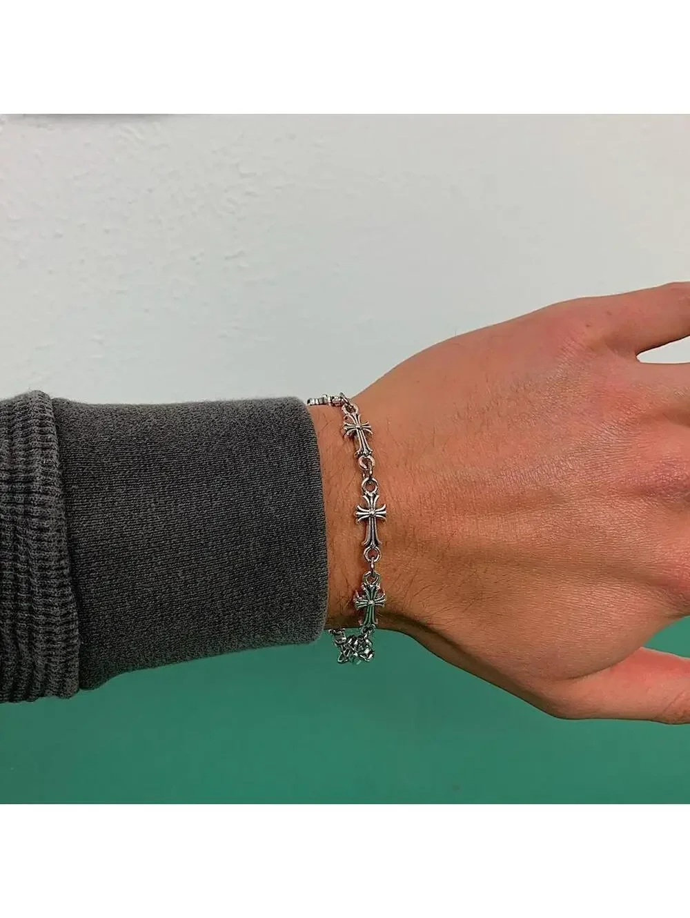 Y2k Vintage style chrome color gothic cross pendant silver bracelet. Cool